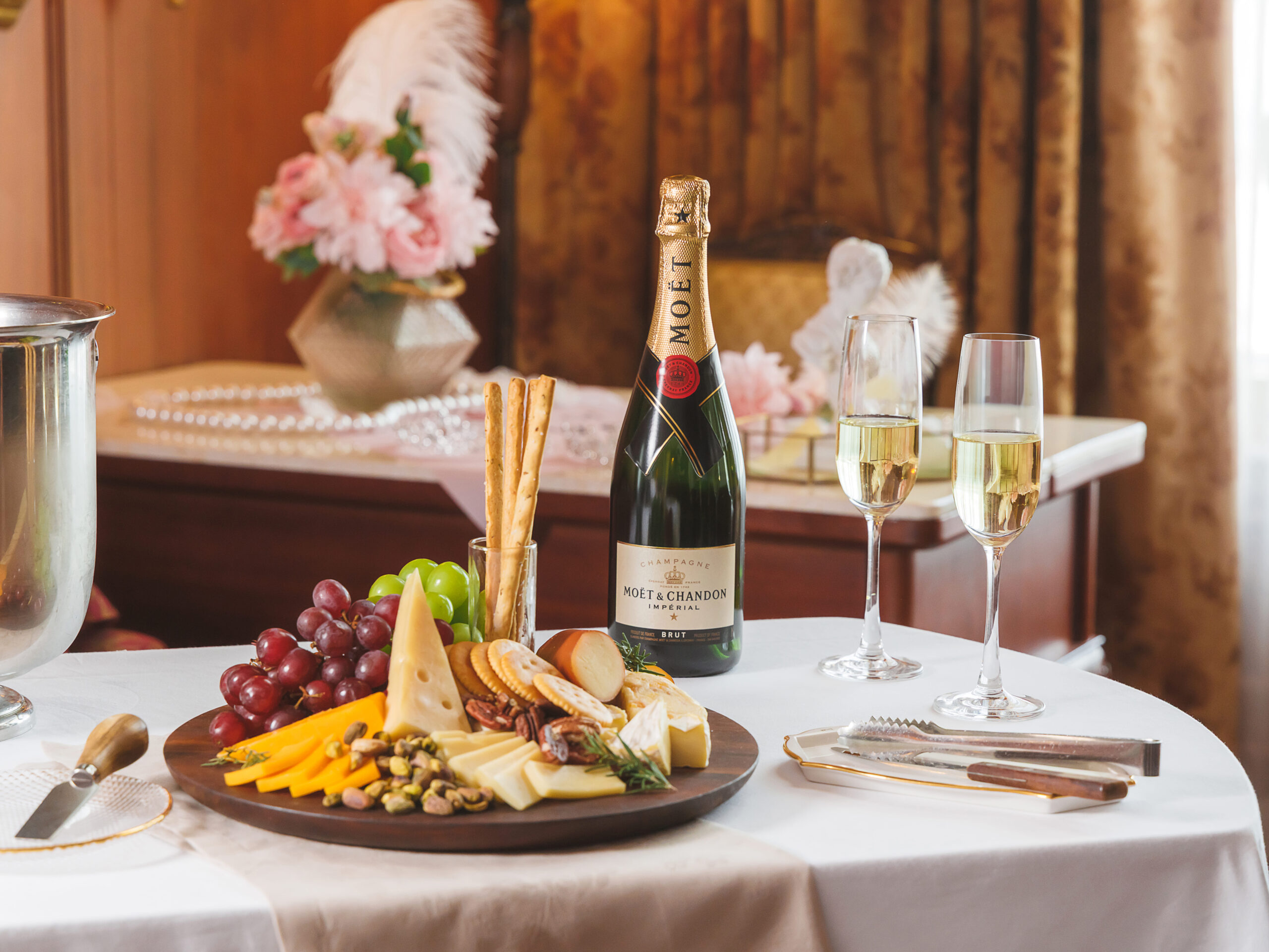 love palace package, room service