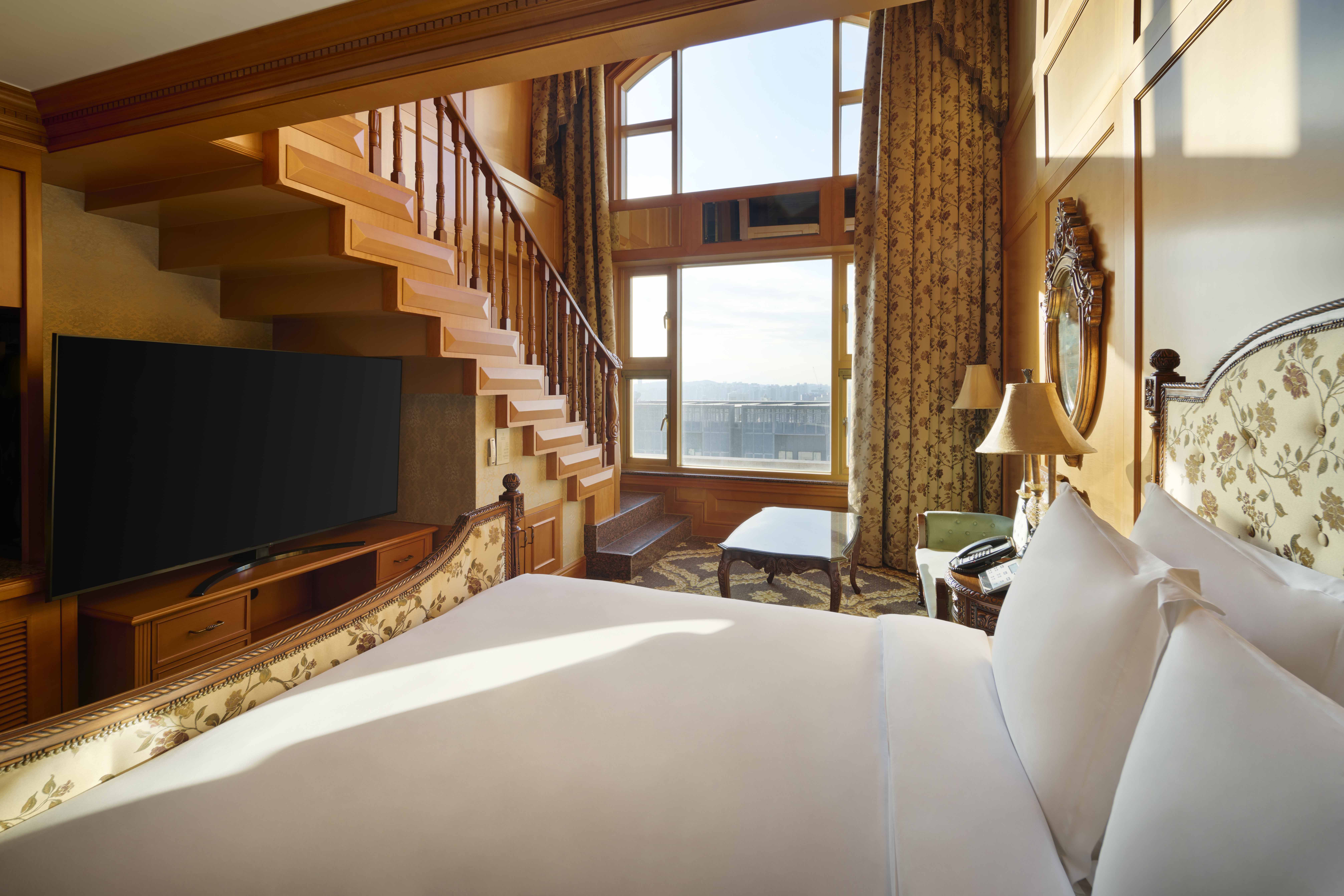 imperial suite duplex room image