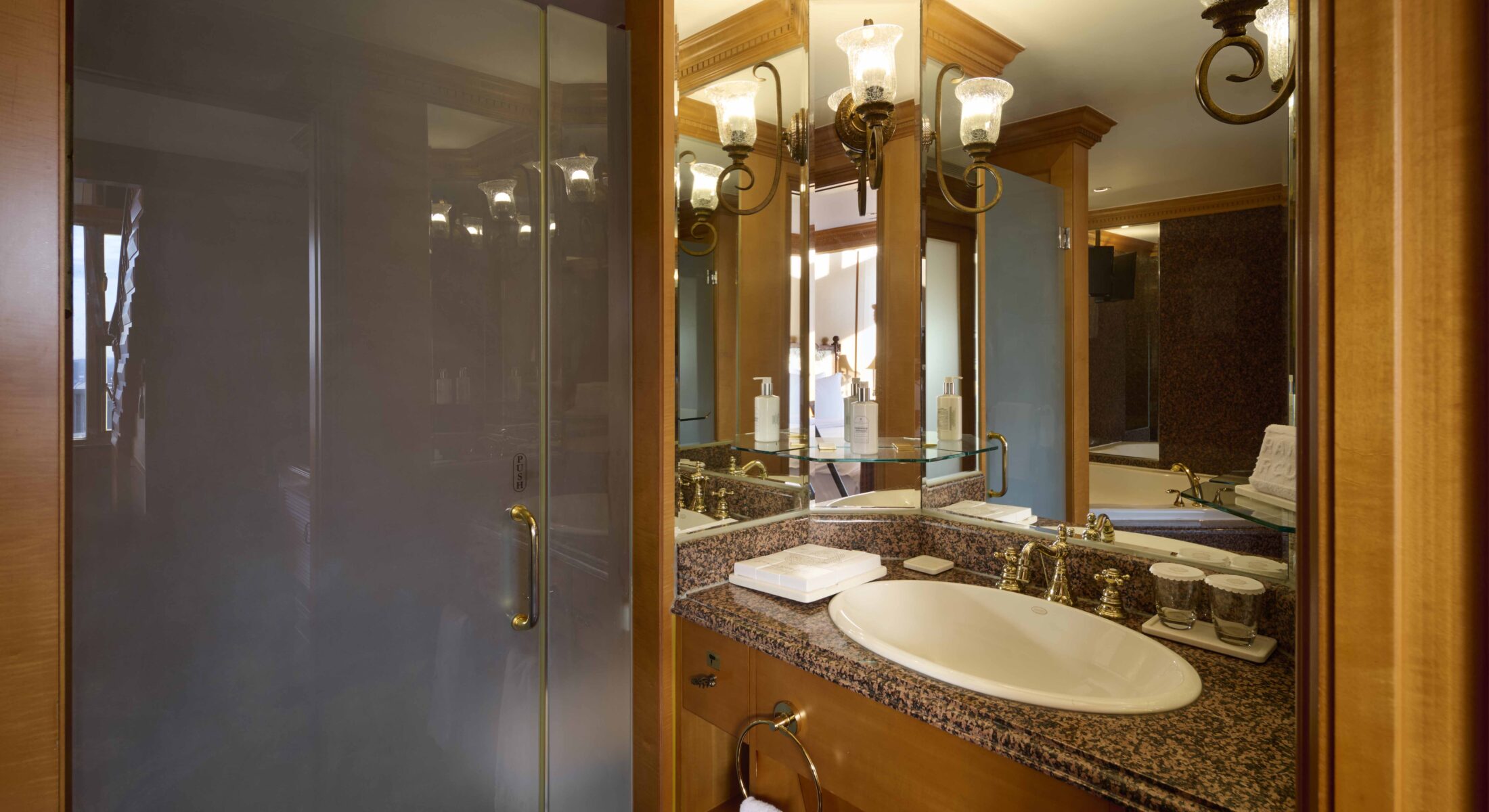 imperial suite duplex room image